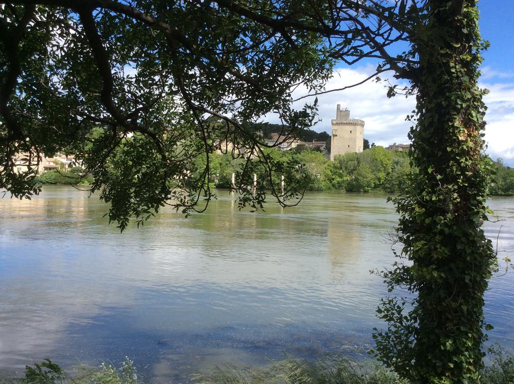 Villa La Petite Seigneurette à Villeneuve-lès-Avignon Extérieur photo
